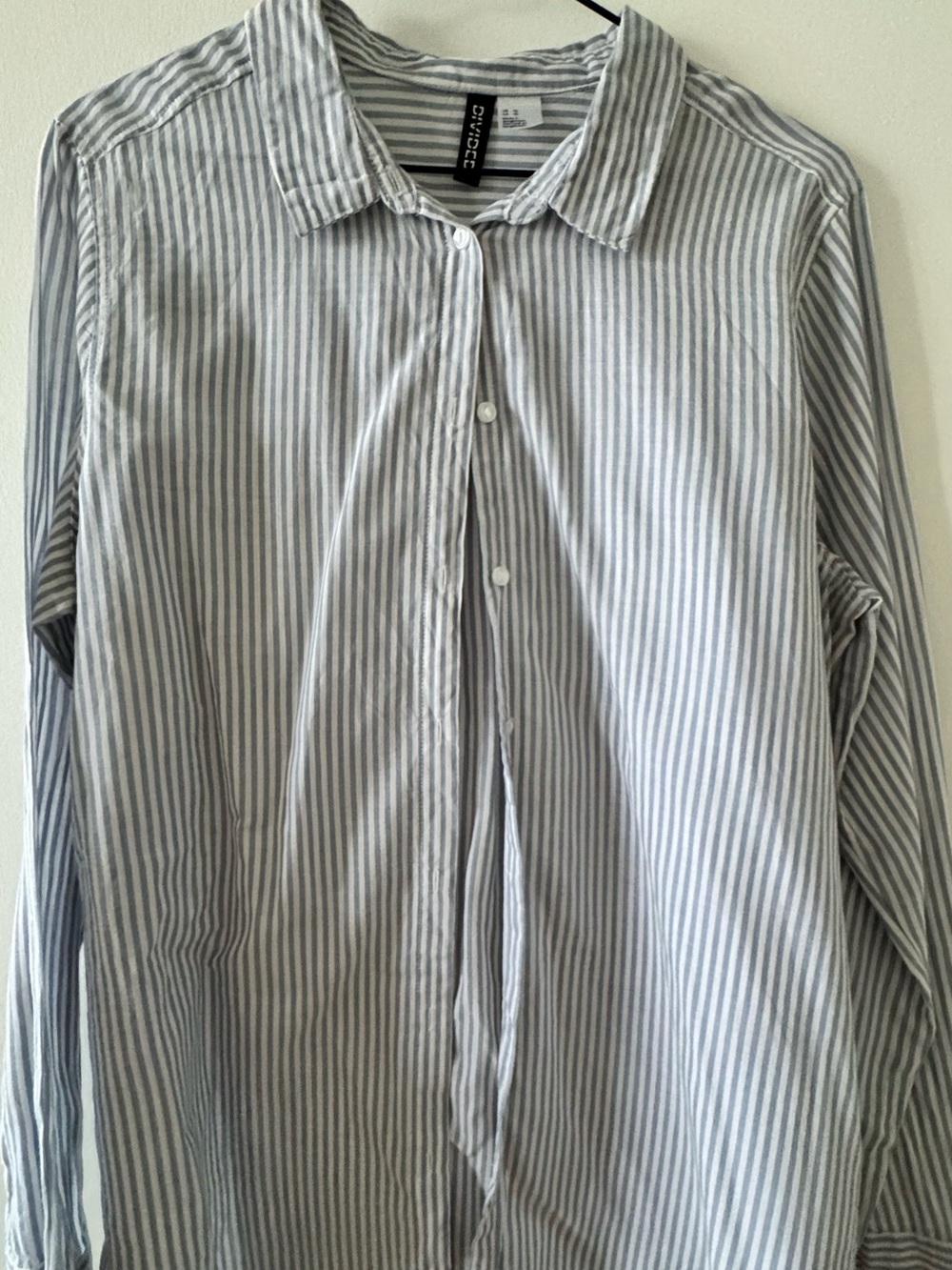 H&M Striped Long-Sleeve Button-Up Shirt in White and Light Blue